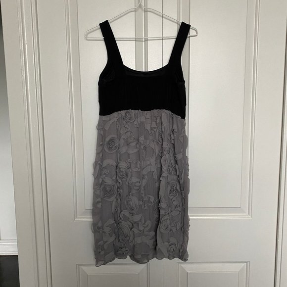 Floral Cocktail Dress - Saint Tropez West, size 6 - Picture 2 of 7